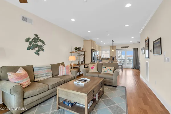 $5,000 | 21 Blaine Avenue, Unit 11, Seaside Heights, NJ 08751