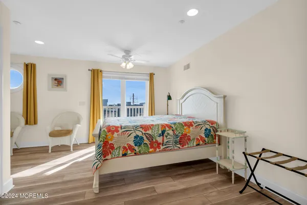 $5,000 | 21 Blaine Avenue, Unit 11, Seaside Heights, NJ 08751