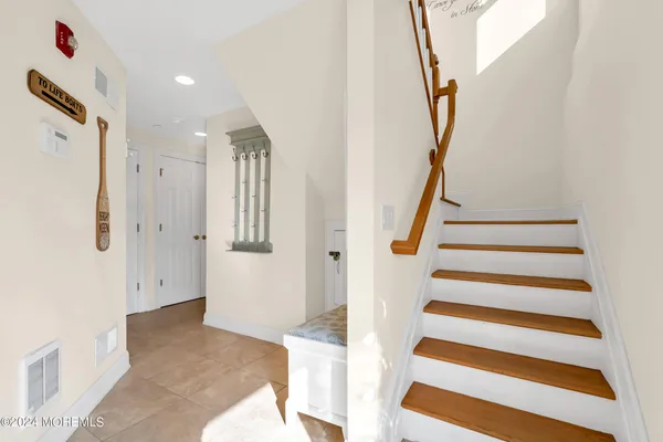 $5,000 | 21 Blaine Avenue, Unit 11, Seaside Heights, NJ 08751