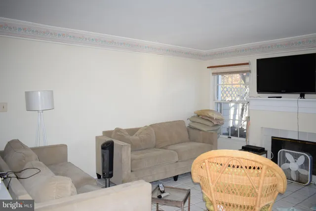 $4,200 | 10 East Countryside Drive, Princeton, NJ 08540