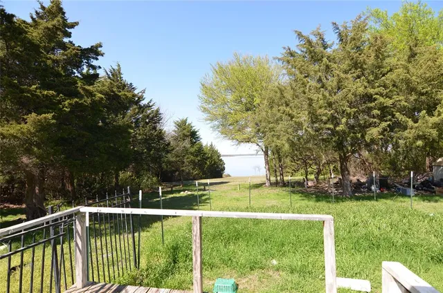 $1,600 | 4341 County Road 1053, Farmersville, TX 75442