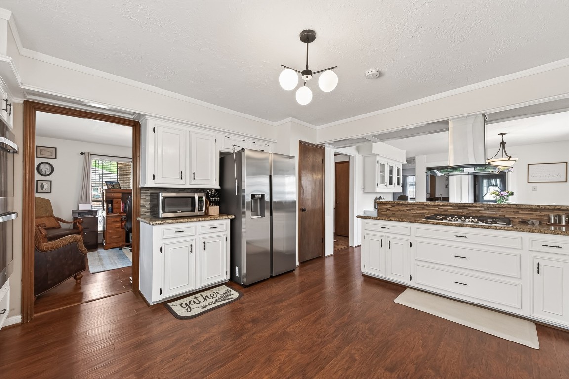 5327 Lacreek Lane Spring, TX 77379 - Photo 10 of 16