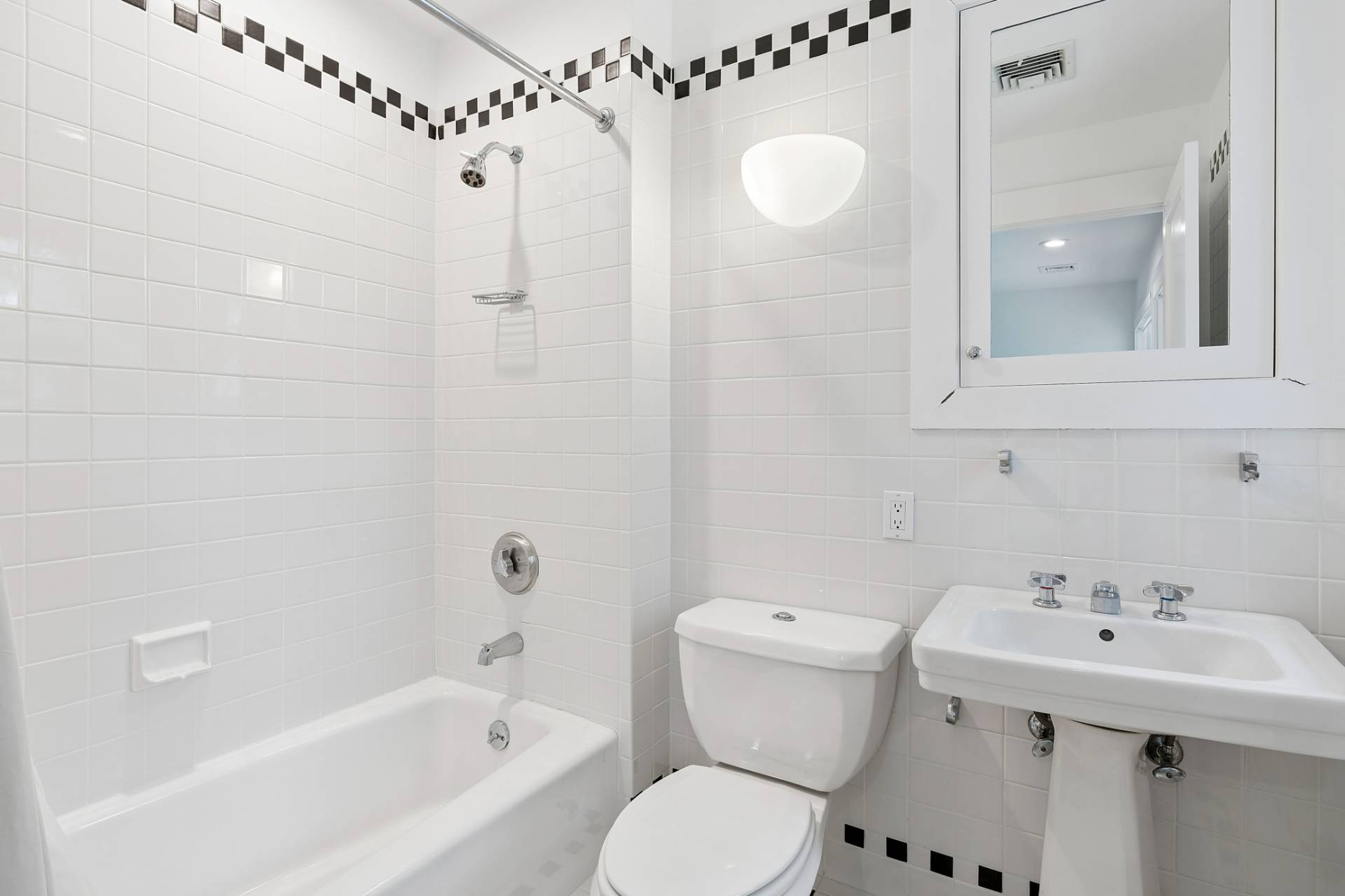 211 Swamp Road East Hampton, NY 11937 - Photo 23 of 23