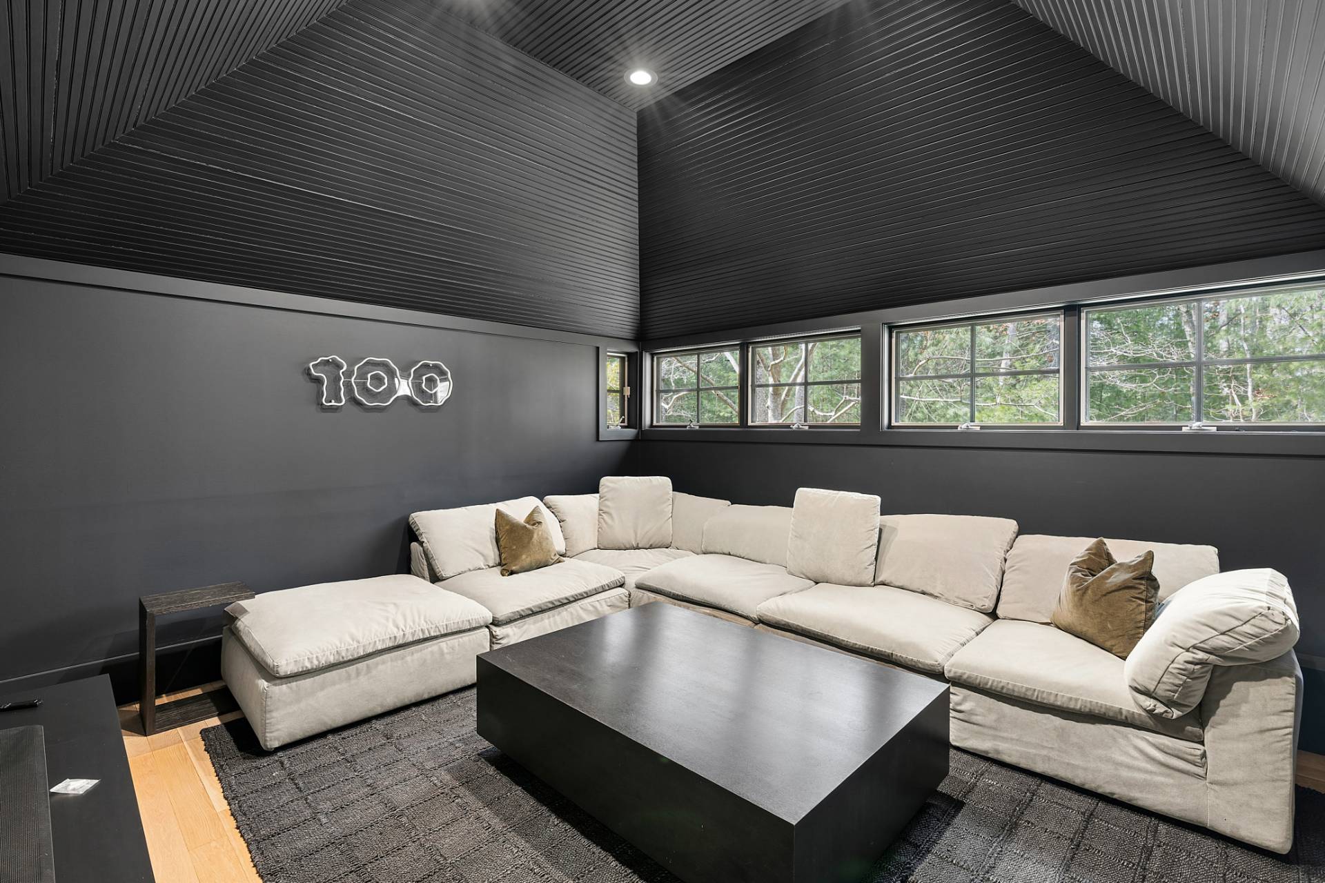 211 Swamp Road East Hampton, NY 11937 - Photo 8 of 23