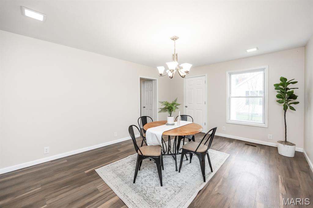 220 South St Clair Street Lebanon, IL 62254 - Photo 8 of 29