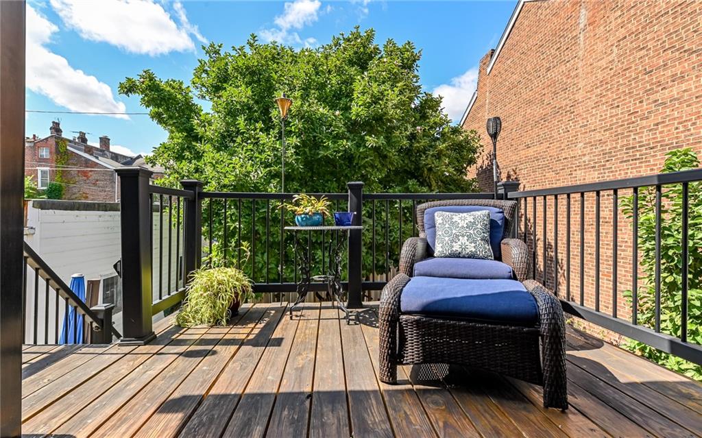 164 45th Street Pittsburgh, PA 15201 - Photo 27 of 47 a view of balcony with wooden floor and outdoor seating