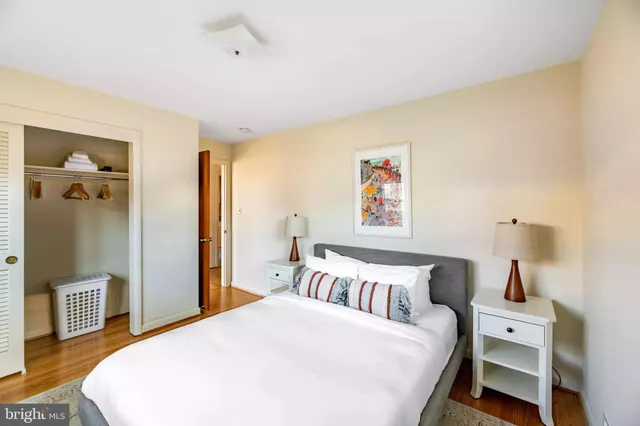 $4,850 | 4706 8th Road South, Arlington, VA 22204