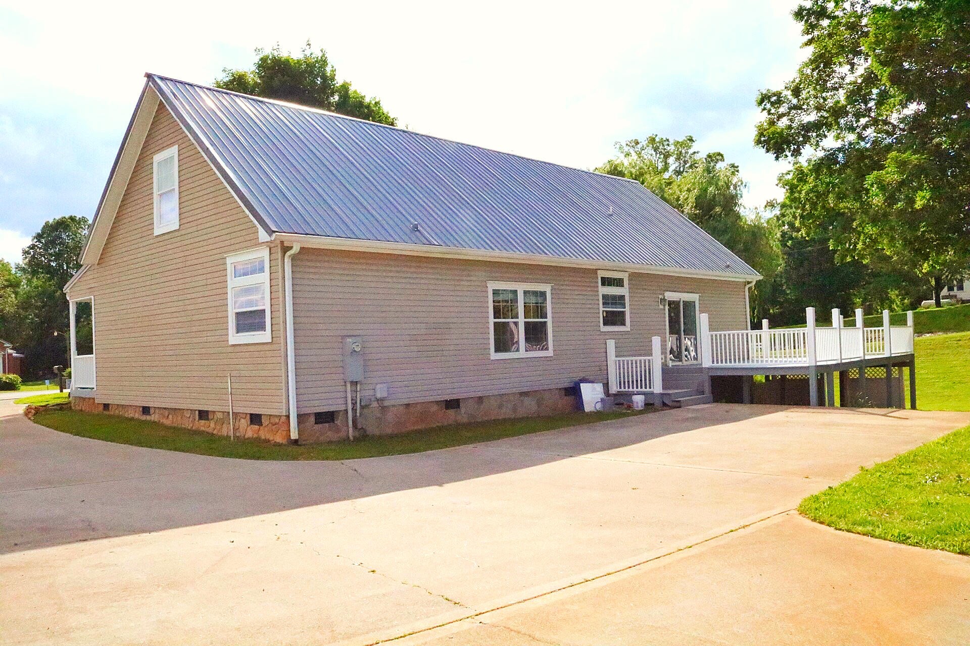 253 Trigonia Road Greenback, TN 37742 - Photo 24 of 25 Gallery Image 24