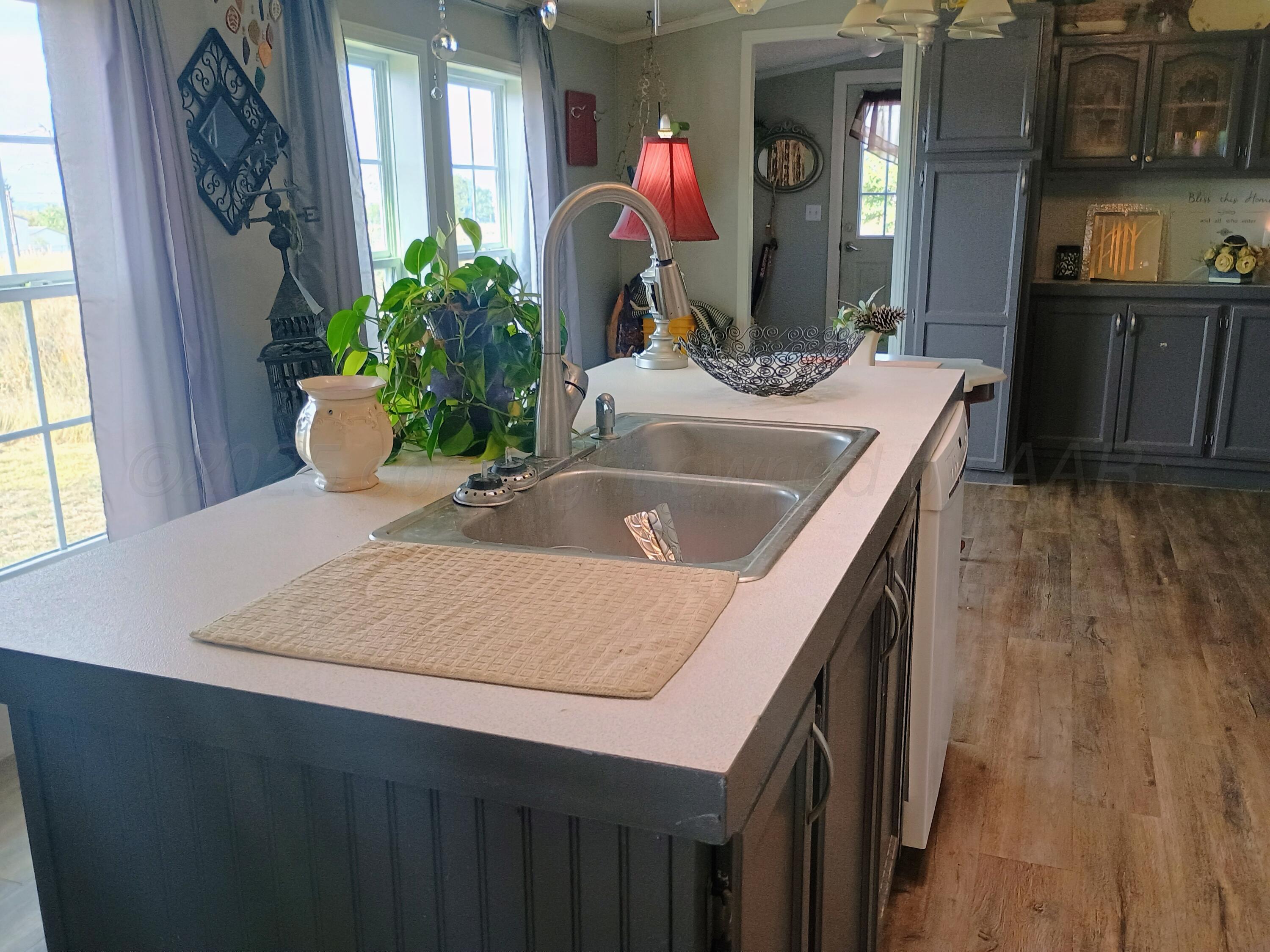 151 Hill Drive Fritch, TX 79036 - Photo 8 of 24 Kitchen