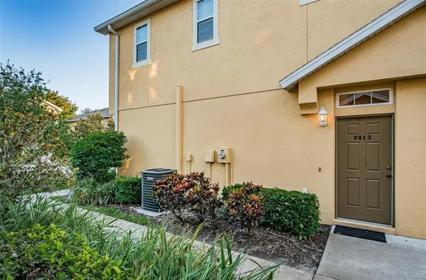 $1,889 | 9013 Moonlit Meadows Loop, Riverview, FL 33578