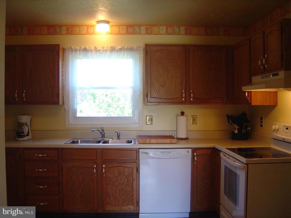 325 South Ridge Road Reinholds, PA 17569 - Photo 11 of 25