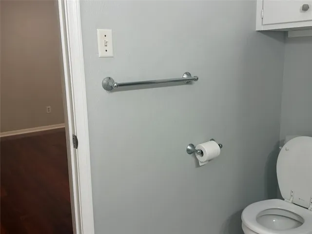 $2,000 | 11107 Sageking Drive, Houston, TX 77089