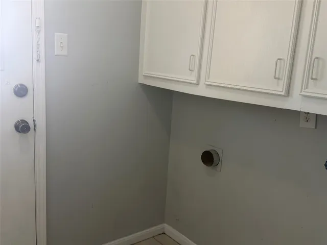 $2,000 | 11107 Sageking Drive, Houston, TX 77089