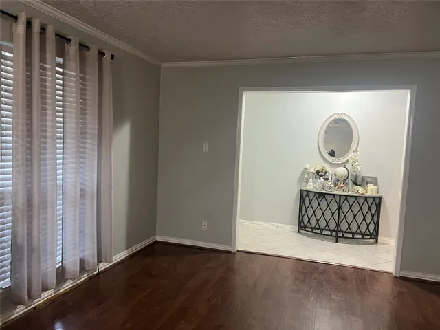 $2,000 | 11107 Sageking Drive, Houston, TX 77089