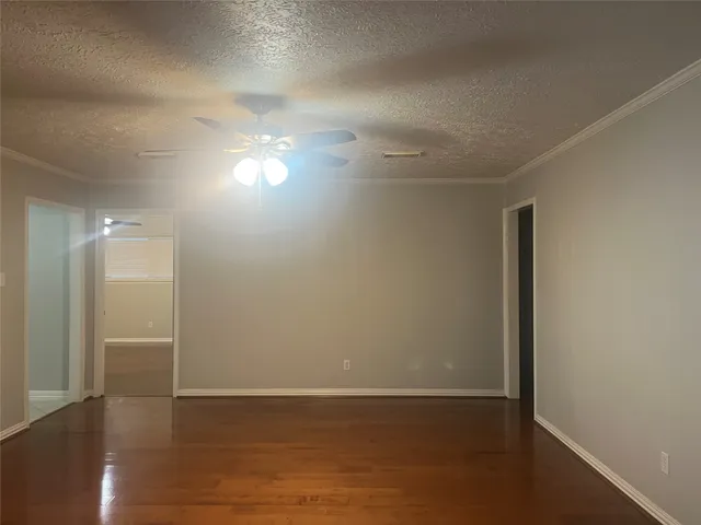 $2,000 | 11107 Sageking Drive, Houston, TX 77089