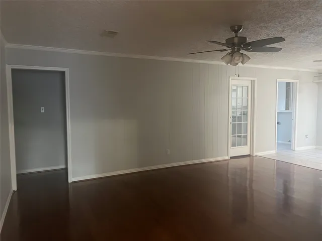 $2,000 | 11107 Sageking Drive, Houston, TX 77089