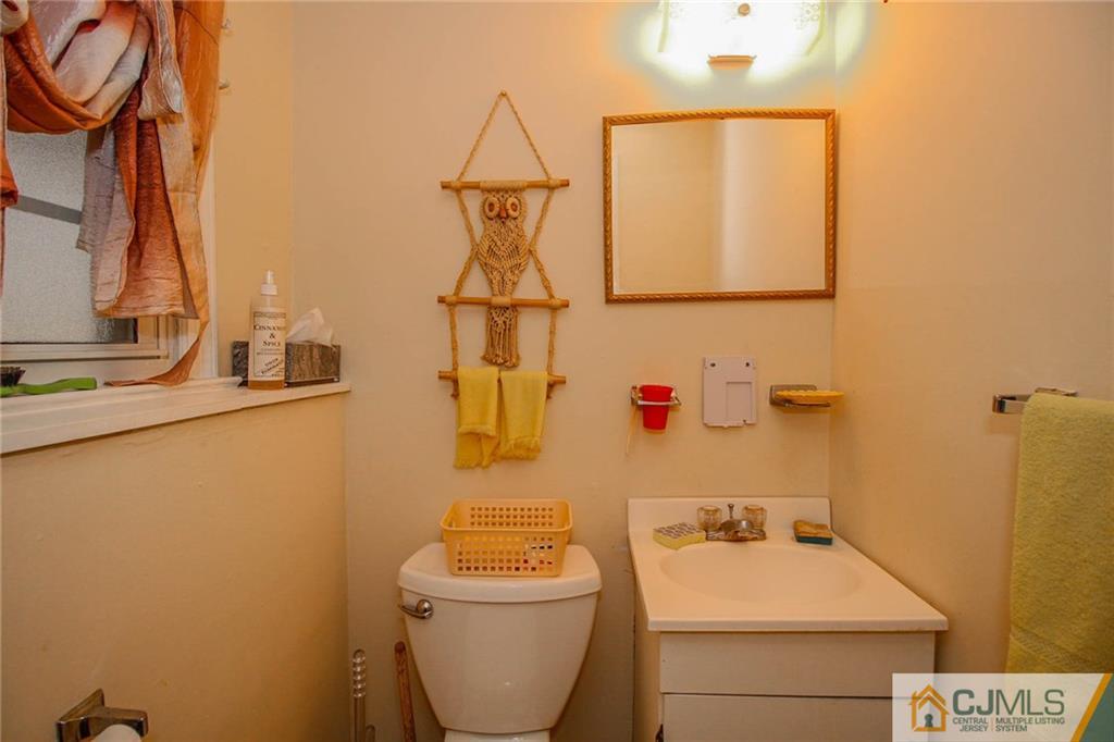4 Peru Street Edison, NJ 08820 - Photo 19 of 22 Gallery Image 19