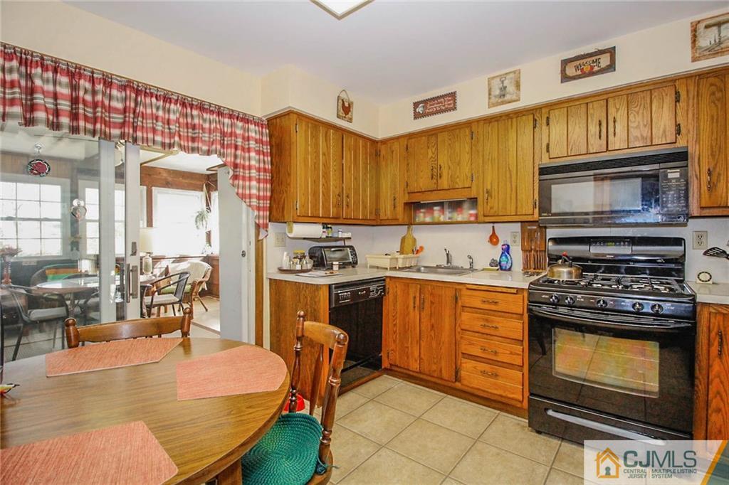 4 Peru Street Edison, NJ 08820 - Photo 7 of 22 Gallery Image 7