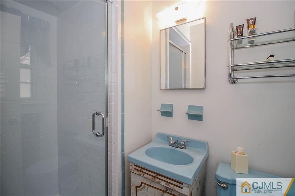 4 Peru Street Edison, NJ 08820 - Photo 8 of 22 Gallery Image 8