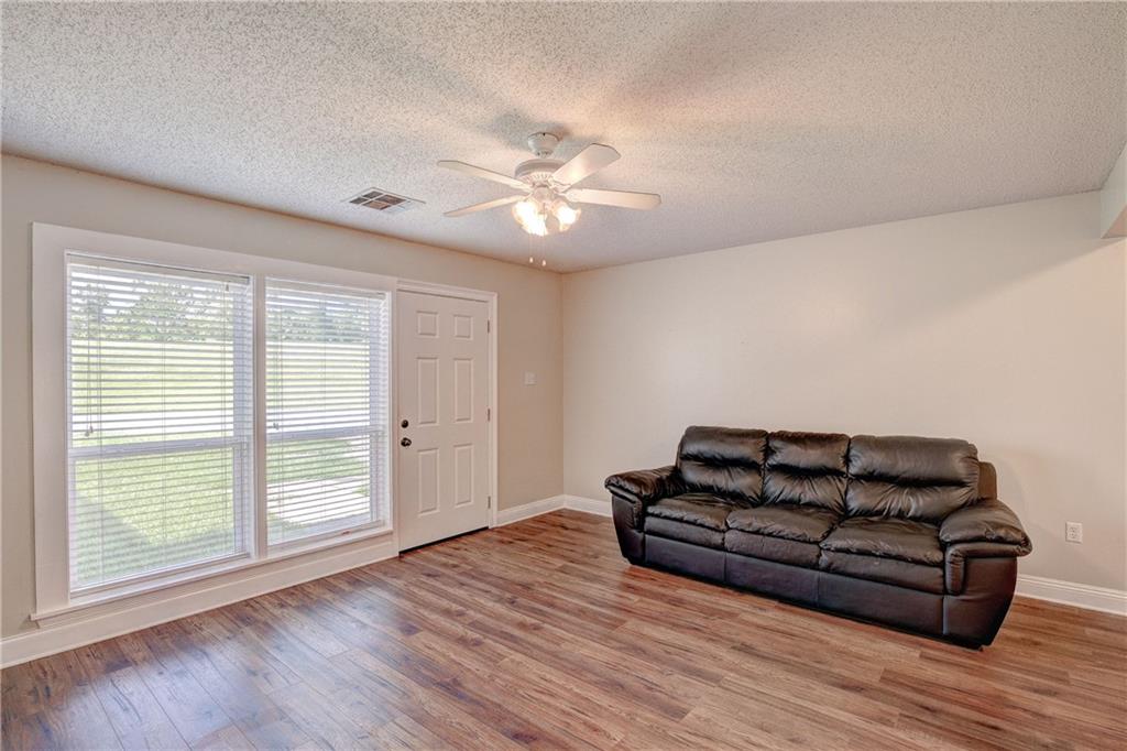 14224 River Road Destrehan, LA 70047 - Photo 3 of 12