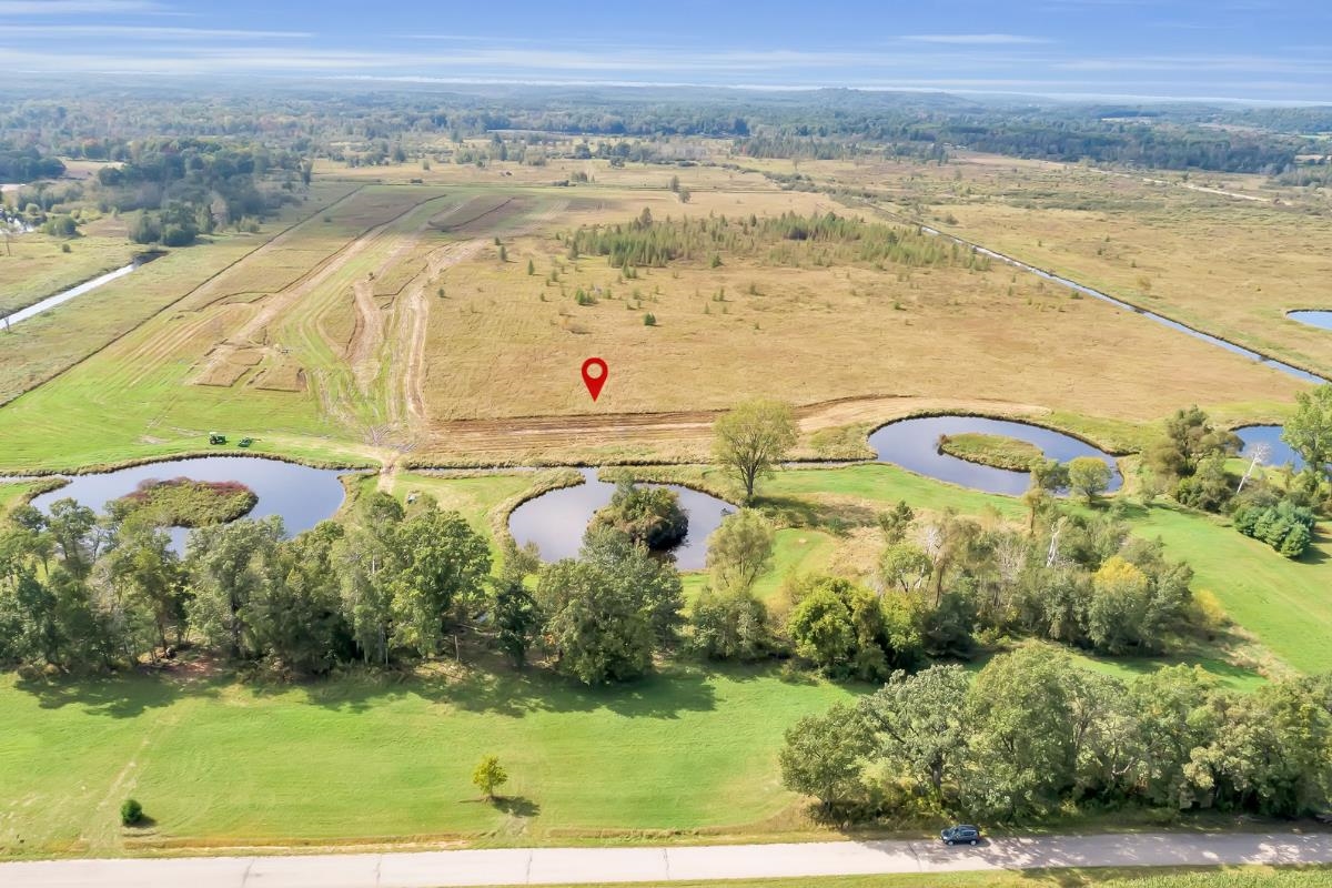 N1143 Pope Road, Unit 9 Waupaca, WI 54981 - Photo 11 of 17