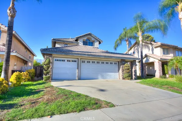 $3,300 | 14282 Tuolumne Court, Fontana, CA 92336