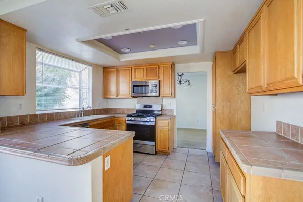 $3,300 | 14282 Tuolumne Court, Fontana, CA 92336