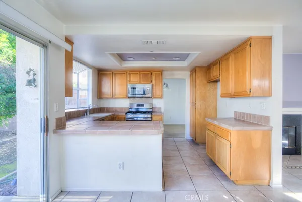 $3,300 | 14282 Tuolumne Court, Fontana, CA 92336