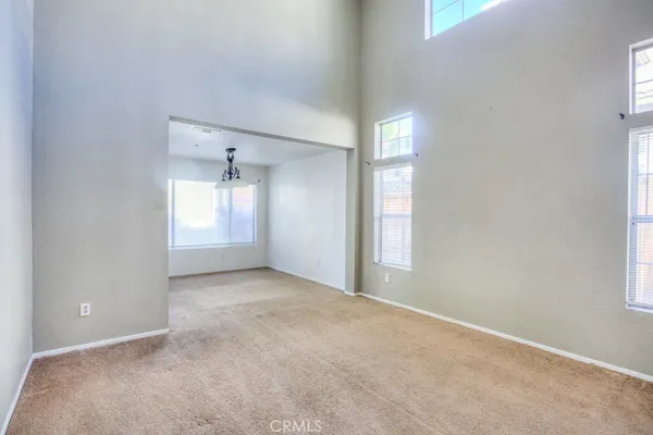$3,300 | 14282 Tuolumne Court, Fontana, CA 92336