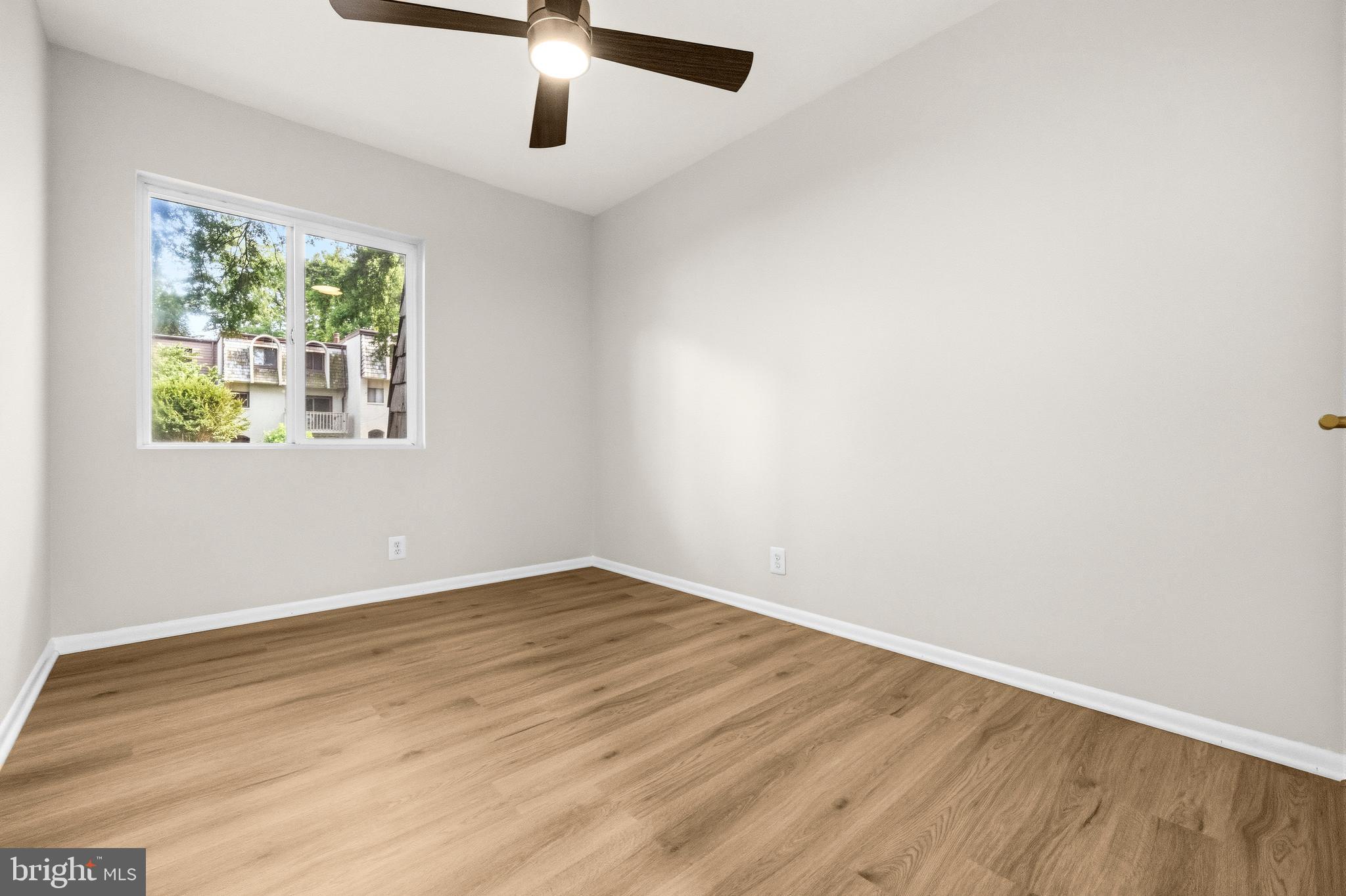 1604 Valencia Way Reston, VA 20190 - Photo 24 of 50