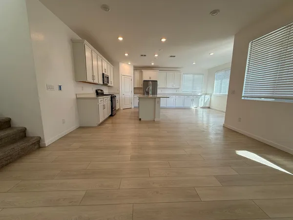 $2,395 | 17760 West Cassia Way, Goodyear, AZ 85338