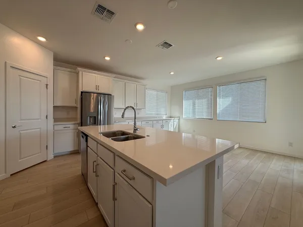 $2,395 | 17760 West Cassia Way, Goodyear, AZ 85338