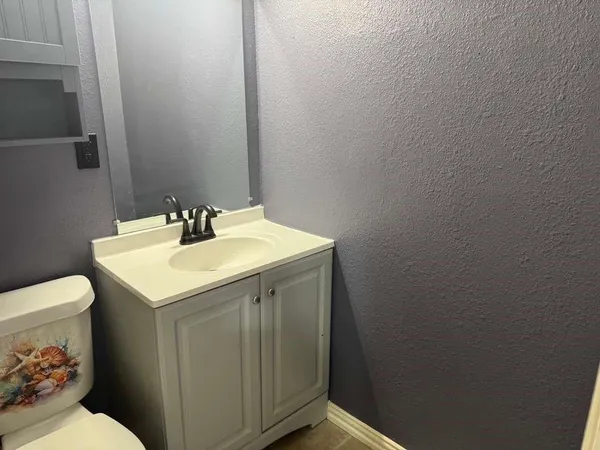 $2,100 | 302 Independence Drive, Garland, TX 75043