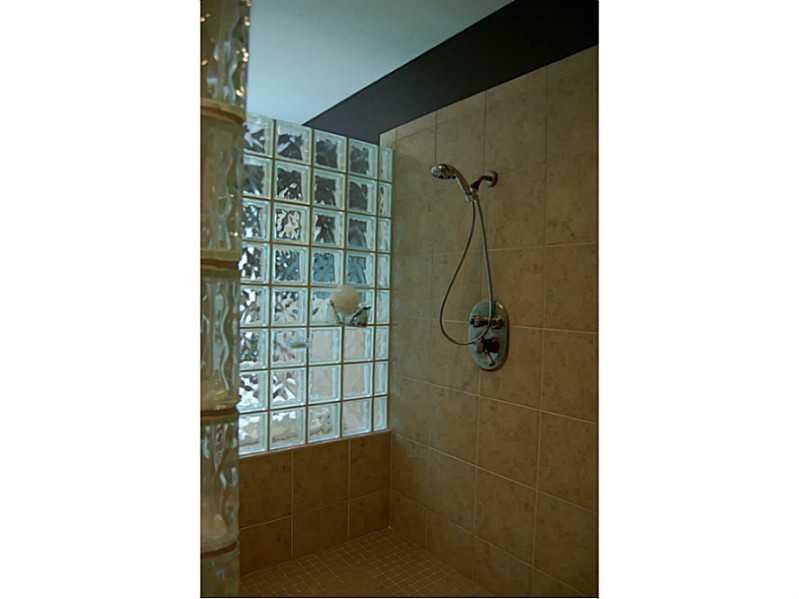 7746 Spring Ridge Drive Indianapolis, IN 46278 - Photo 13 of 24 Gallery Image 13