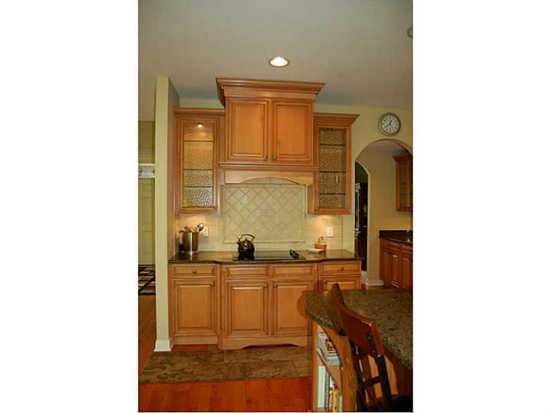 7746 Spring Ridge Drive Indianapolis, IN 46278 - Photo 3 of 24 Gallery Image 3