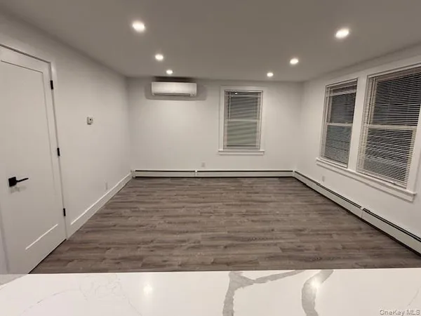 $3,100 | 19 Bellport Lane, Unit 1, Bellport, NY 11713
