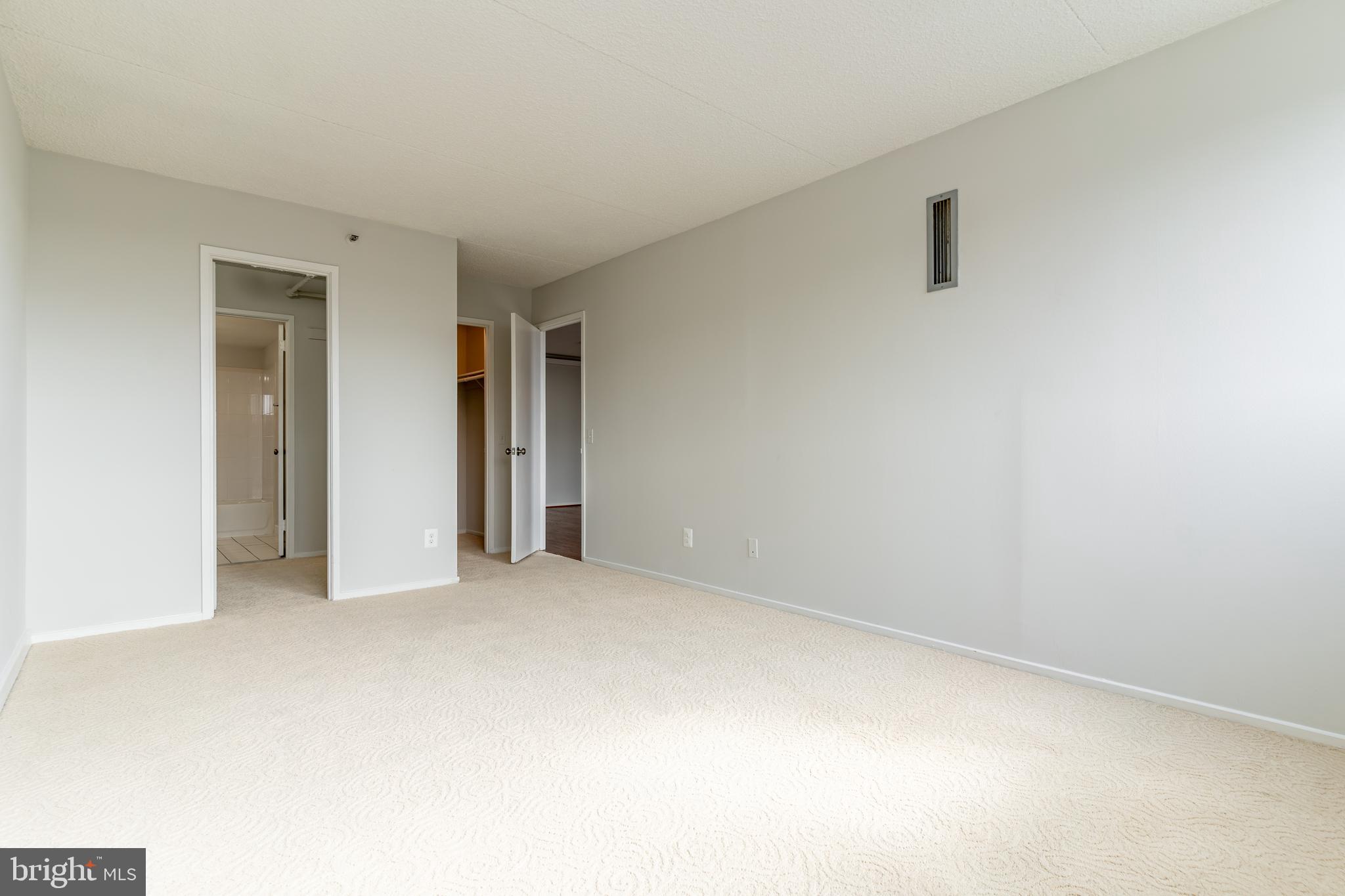 5911 Edsall Road, Unit 506 Alexandria, VA 22304 - Photo 12 of 29
