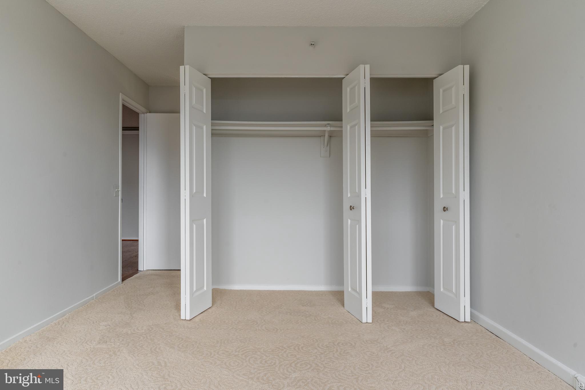 5911 Edsall Road, Unit 506 Alexandria, VA 22304 - Photo 14 of 29