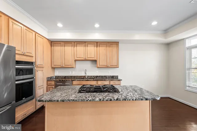 $3,700 | 7872 Azalea Cove Terrace, Alexandria, VA 22315