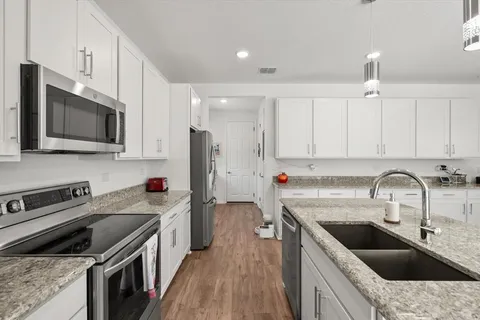 $699,999 | 10260 Spring Lake Drive, Clermont, FL 34711