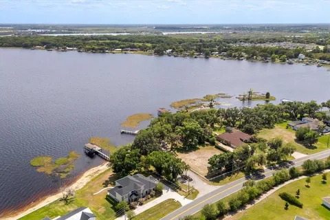 $699,999 | 10260 Spring Lake Drive, Clermont, FL 34711