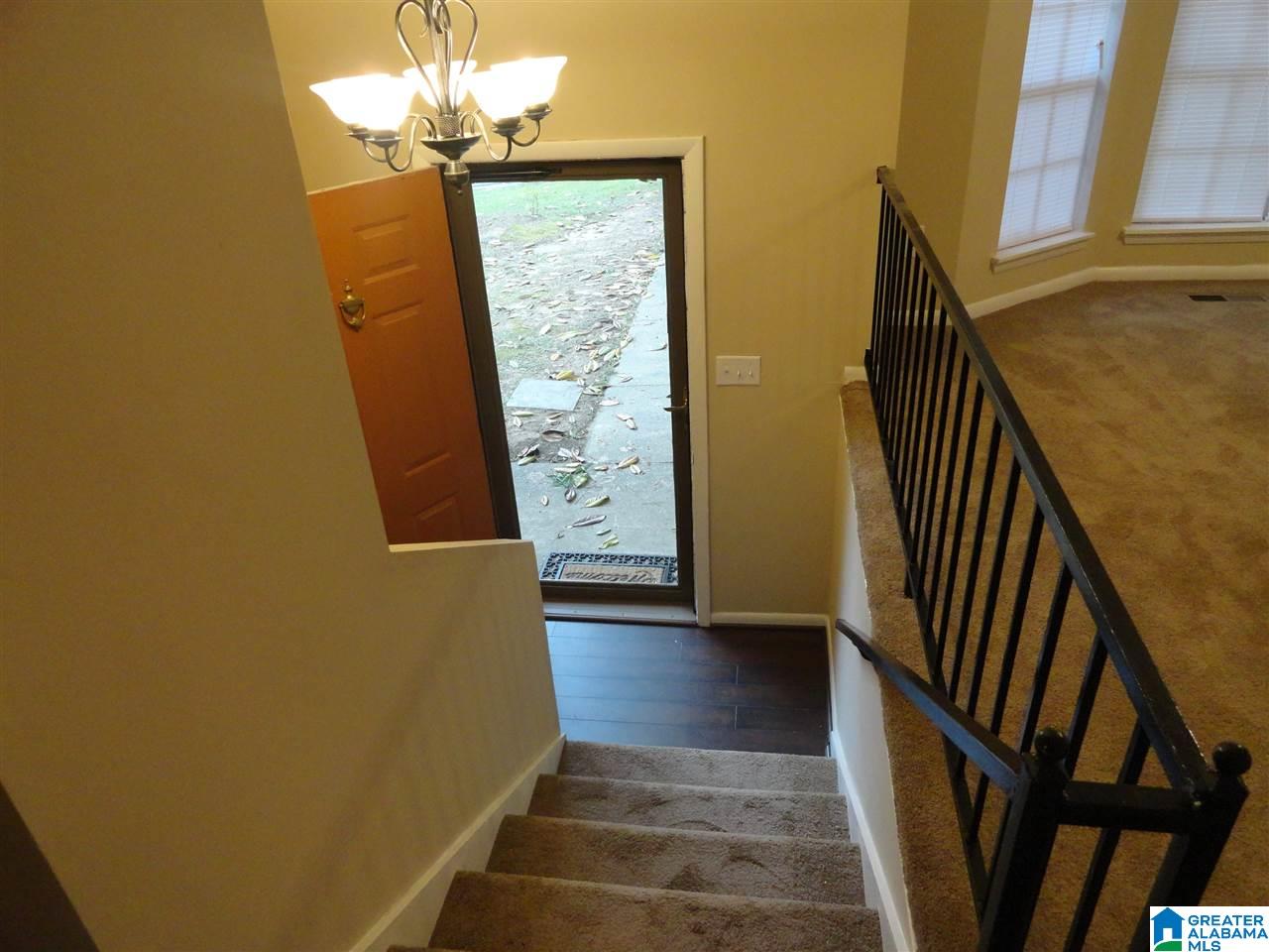 1709 Gardenridge Road Gardendale, AL 35071 - Photo 3 of 31