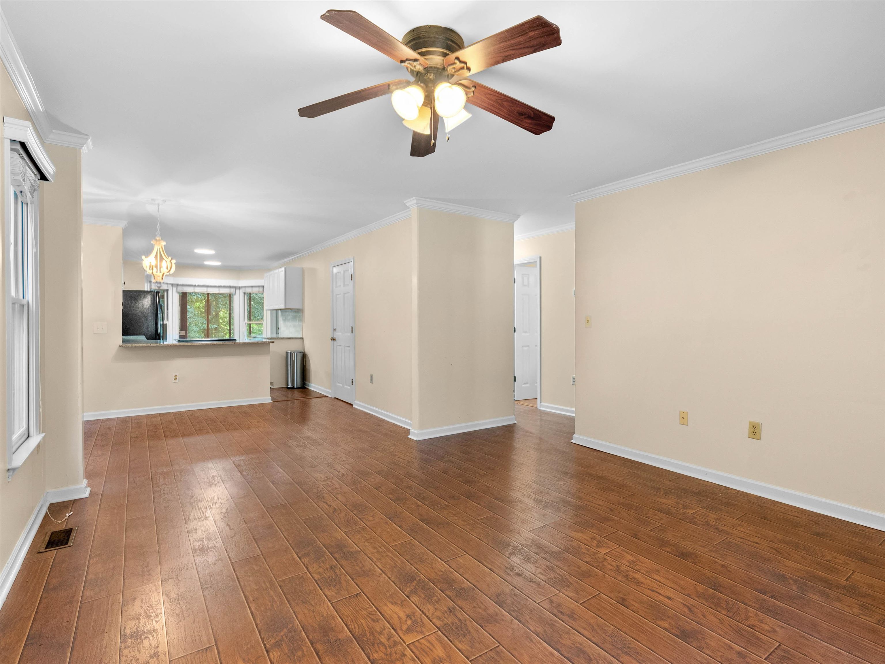 108 Rockport Way Pacolet, SC 29372 - Photo 7 of 48