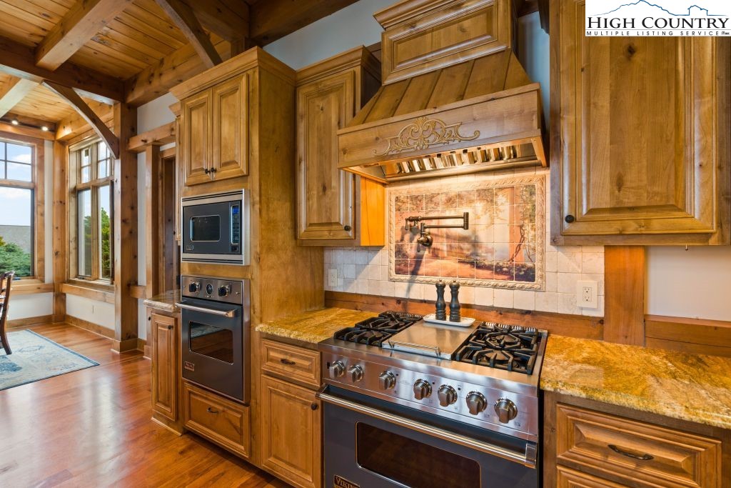 1725 Shawnee Road Banner Elk, NC 28604 - Photo 11 of 49