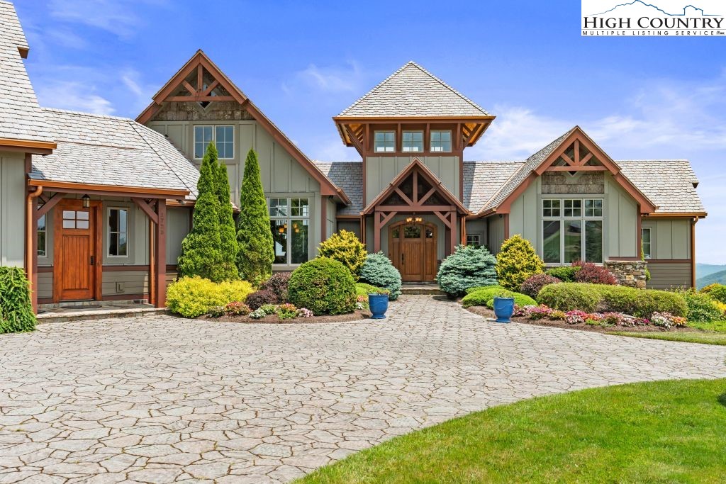 1725 Shawnee Road Banner Elk, NC 28604 - Photo 4 of 49