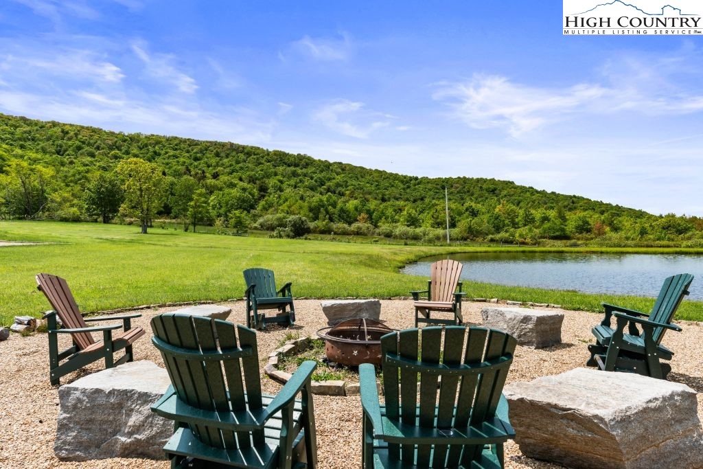 1725 Shawnee Road Banner Elk, NC 28604 - Photo 44 of 49