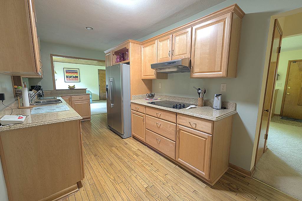 3417 Landstrom Road Rockford, IL 61107 - Photo 7 of 24 Gallery Image 7
