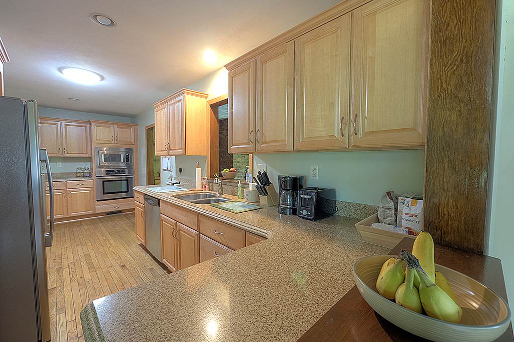 3417 Landstrom Road Rockford, IL 61107 - Photo 9 of 24 Gallery Image 9