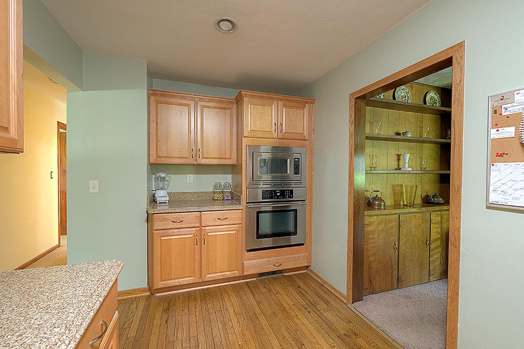 3417 Landstrom Road Rockford, IL 61107 - Photo 10 of 24 Gallery Image 10