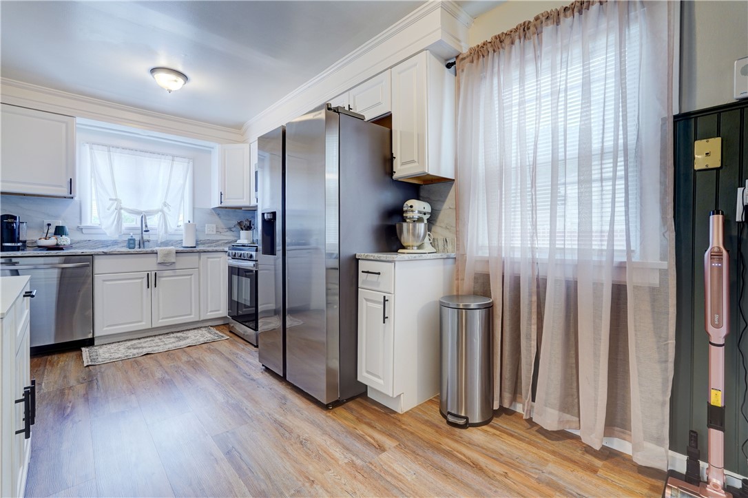 22 Ross Street Rochester, NY 14615 - Photo 9 of 24